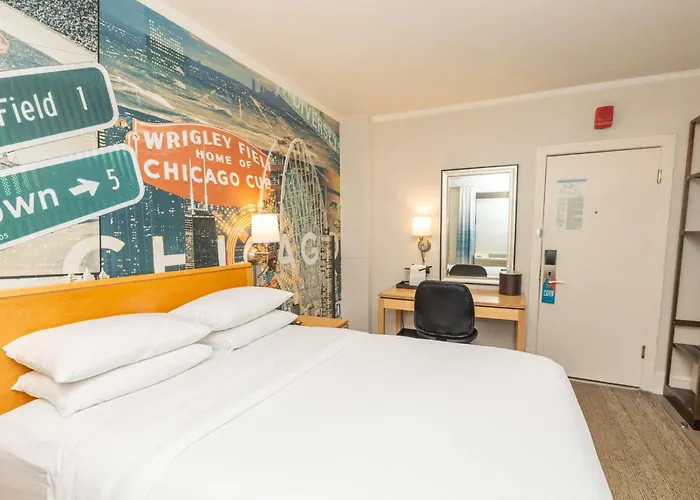 Hotel Versey Chicago Lincoln Park