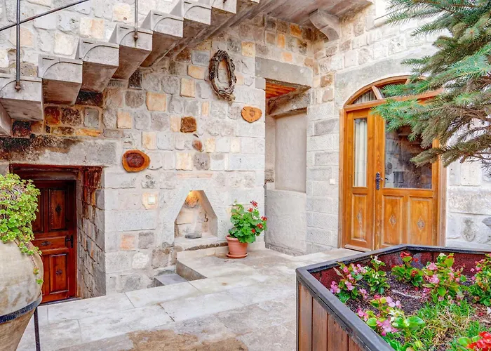 Vasil Cave Hotel