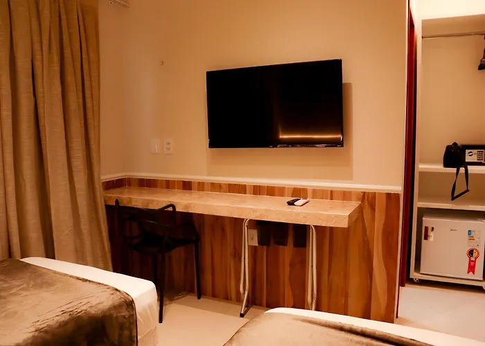 Hotel Flor De Lis