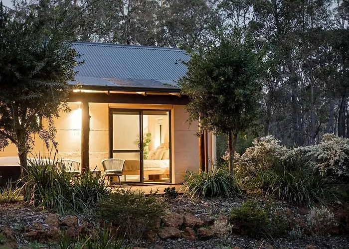 Jarrah Grove Forest Retreat - Adults Only Luxury Chalet