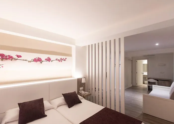 Hotel Brisa Marina (Adults Only)