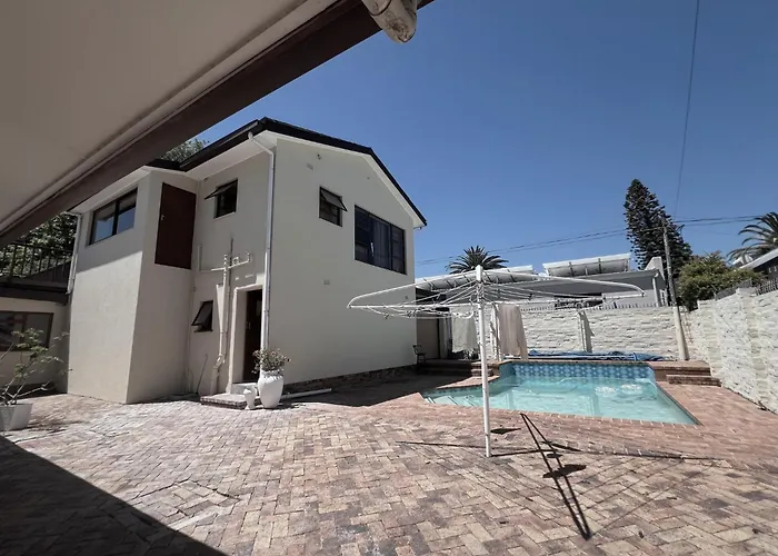 Kabana Family Home And Guest House