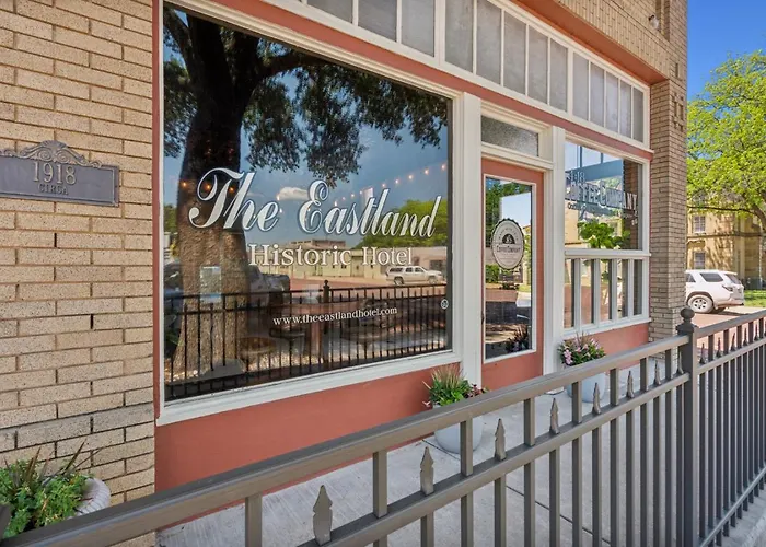 The Eastland Historic Hotel- Imperial Room