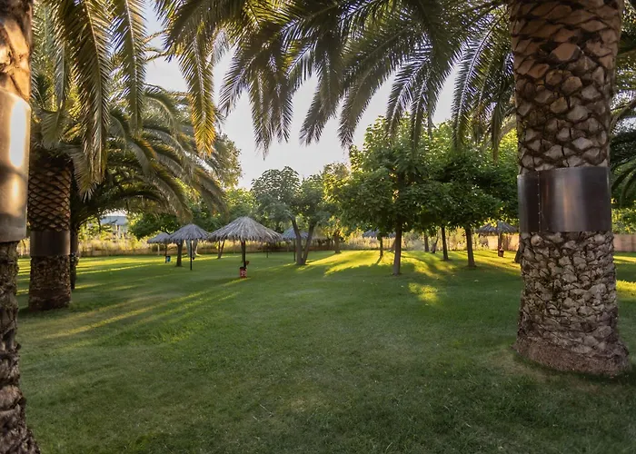 Hostal - Bungalows Camping Cáceres