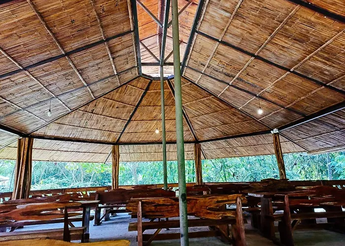 Ingaru Lodge