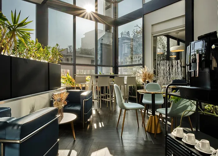 Hotel Atrium By Happyculture