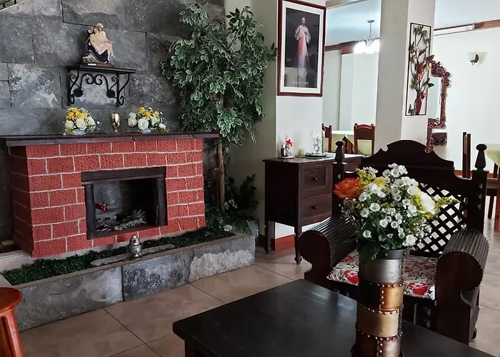 El Cardenal Hotel