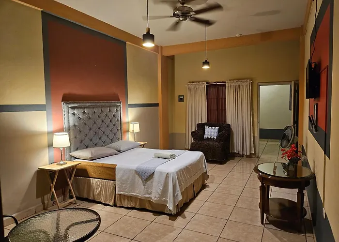 Platinum Hotel