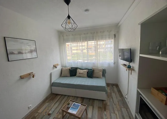Appartements parfaits pour Cures Thermales, au bord de l’Etang de Thau