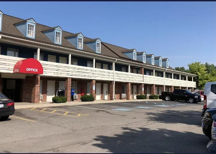 Travelodge By Wyndham Canton-Livonia Area, Mi