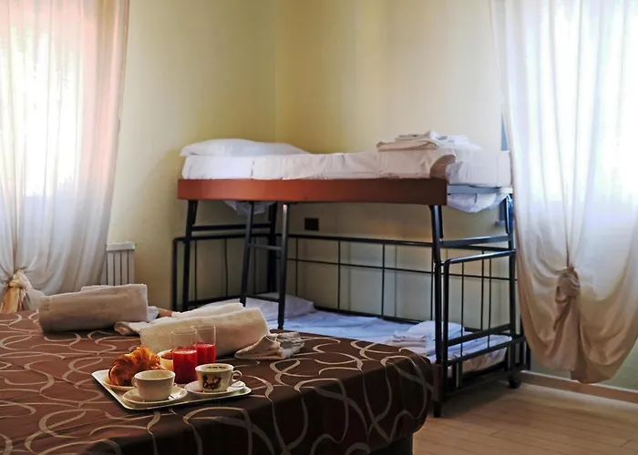 Hotel Canasta