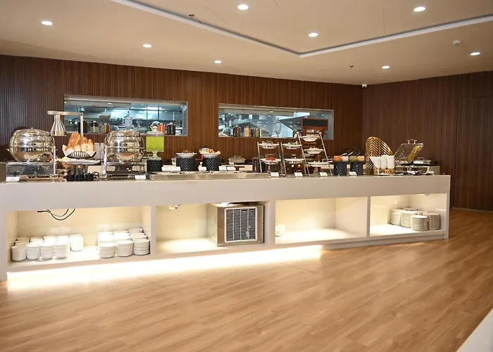 Pam Premium Hotel Vadodara