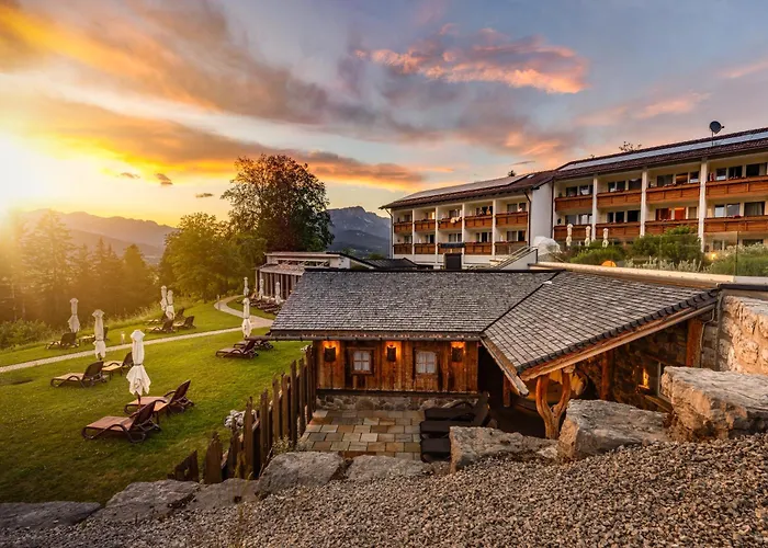 Alm-&Wellnesshotel Alpenhof