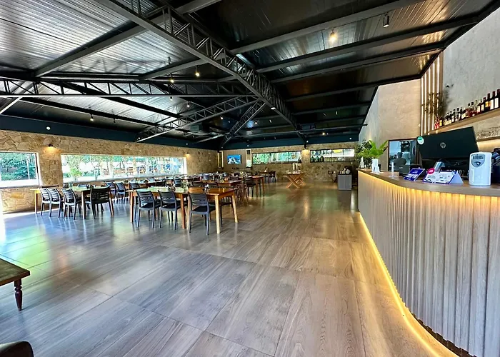 Parque Hotel Manantial