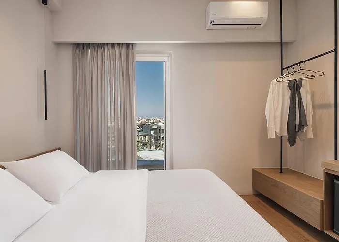 Theofilos City Hotel