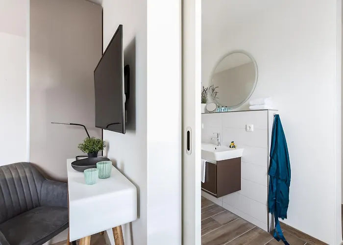 Shell 65 - On-Suite Apartment ohne Küche in Olpenitz