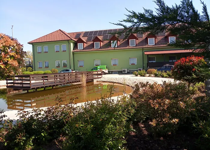 Land-Plan Hotel