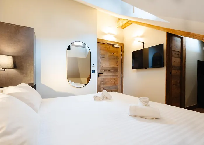 Hostellerie du Petit Saint Bernard