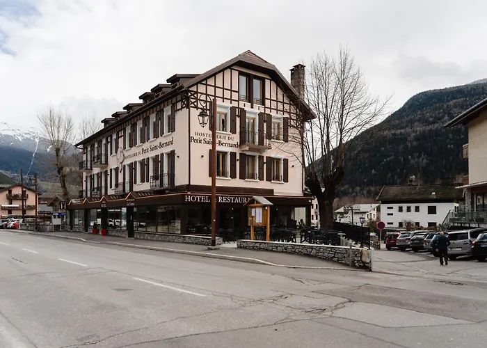 Hostellerie du Petit Saint Bernard
