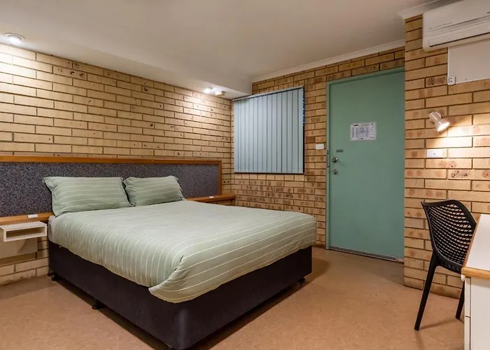 The Lodge Motel