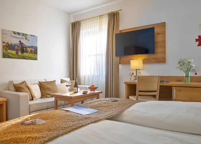 Wander Und Aktiv Hotel Roesslwirt