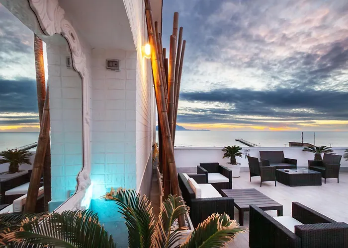 Naro Suites And Rooms Bacoli