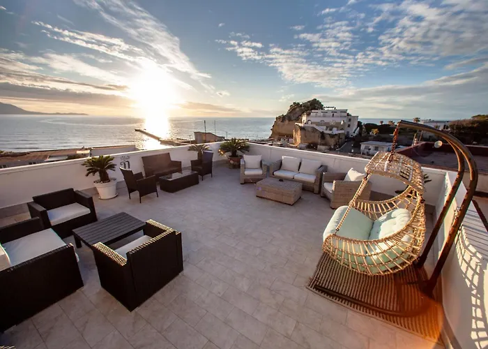 Naro Suites And Rooms Bacoli