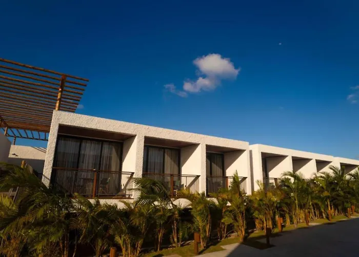 Nanii Hotel