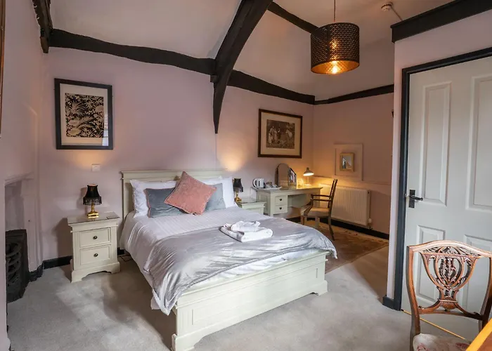 The Old Vicarage Hotel & Restaurant