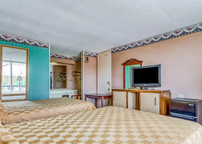 Oyo Hotel Jackson North I-55