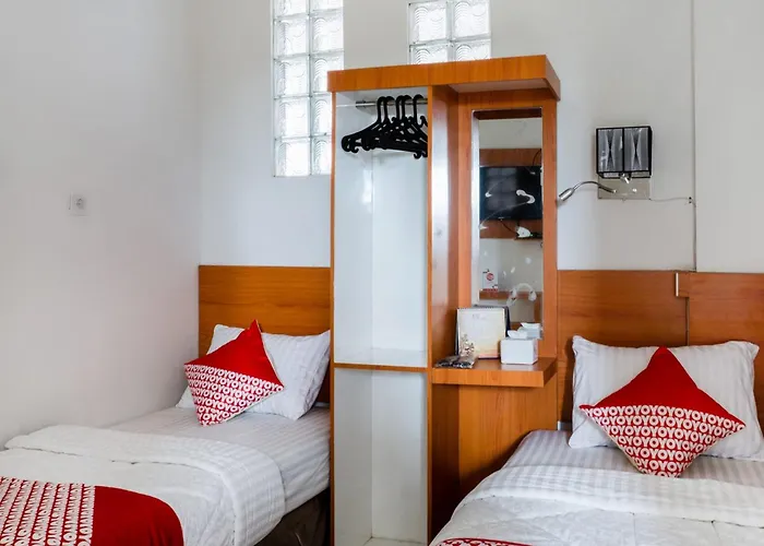 Hotel O Mandiri Guest House Syariah
