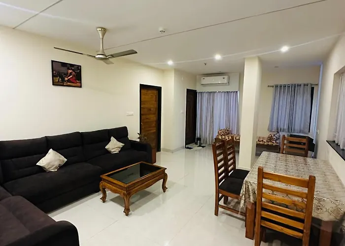 Hotel Gokulam Grand
