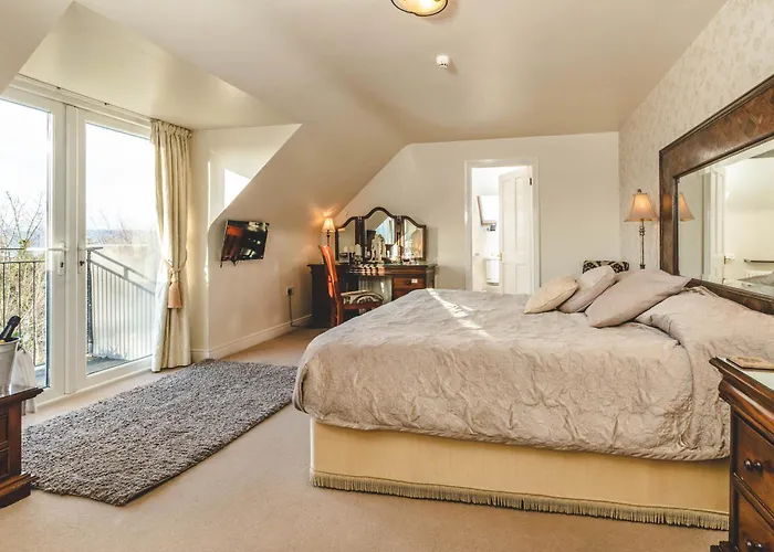 Oyo Rayanne House Guest Accommodation