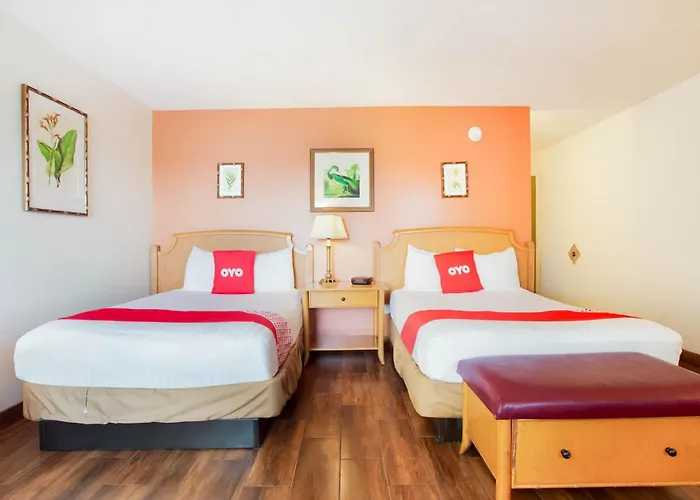 Oyo Waterfront Hotel- Cape Coral Fort Myers, Fl