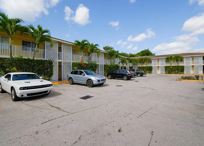 Oyo Hotel Coral Gables - Miami Airport