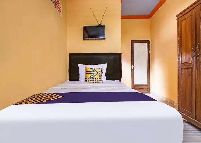 Oyo Life 90433 Serasi Kost