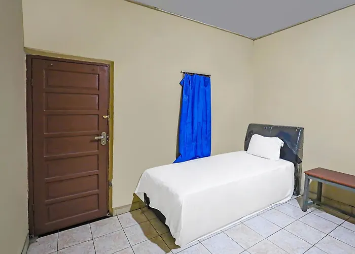 Hotel O Penginapan Metro Parepare