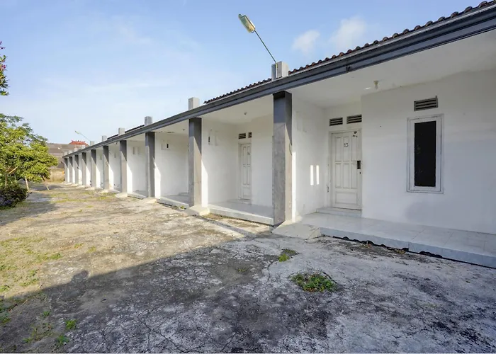 Hotel O Griya Sandi Syariah Rogojampi