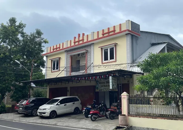 Oyo 93412 Kost Irma Syariah Near Uptd Smp Negeri 8 Parepare