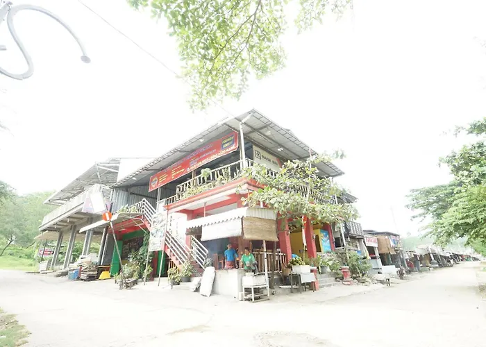 Oyo 93628 Scorpion Guest House & Beach