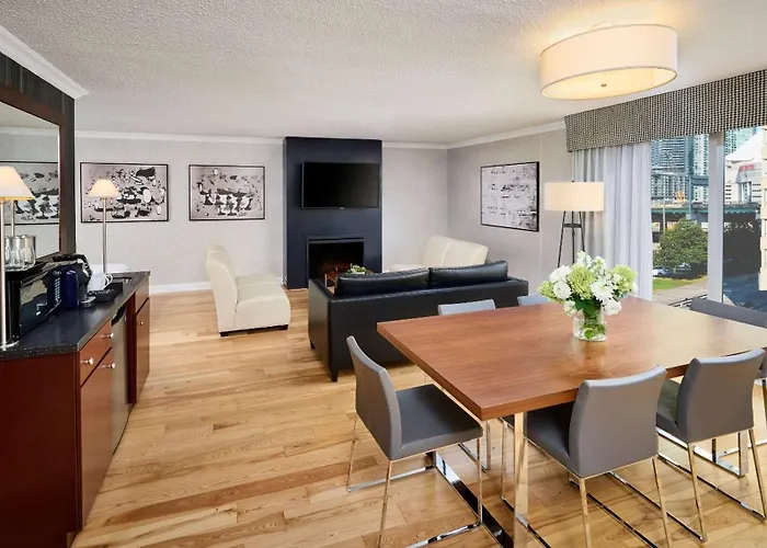 Radisson Blu Toronto Downtown