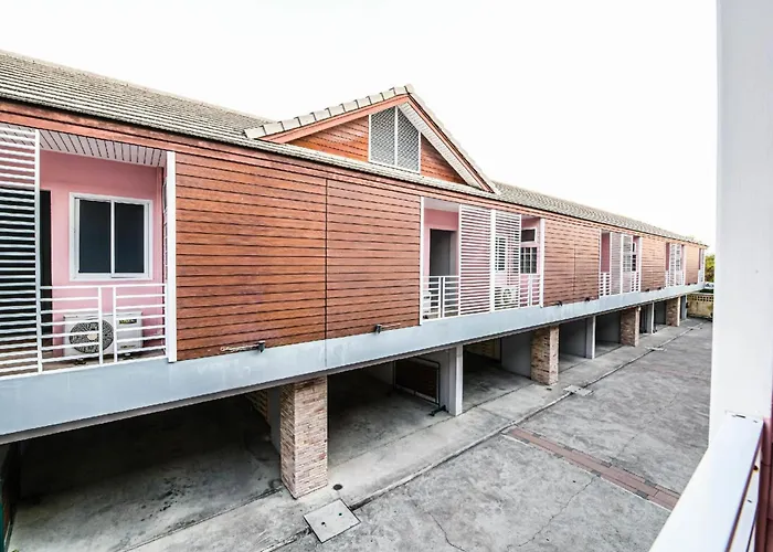 Bangsean Hotel