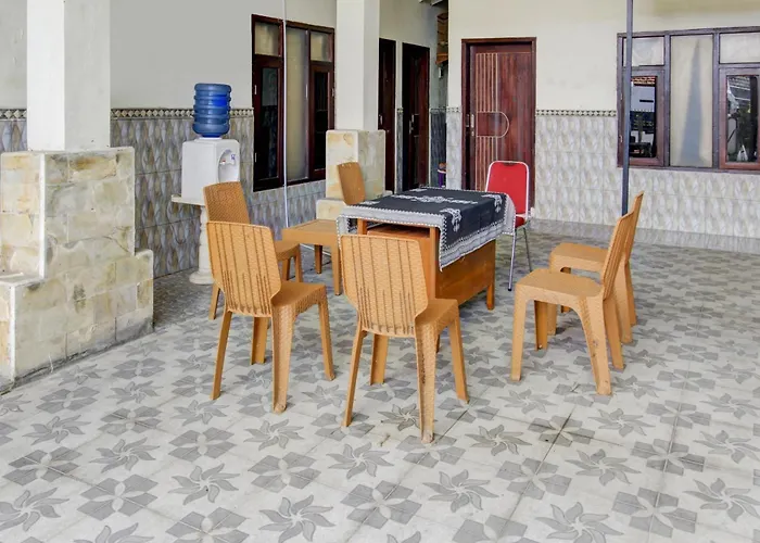 Hotel O Zeevanna Guest House Syariah