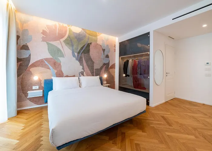 Nero Rooms