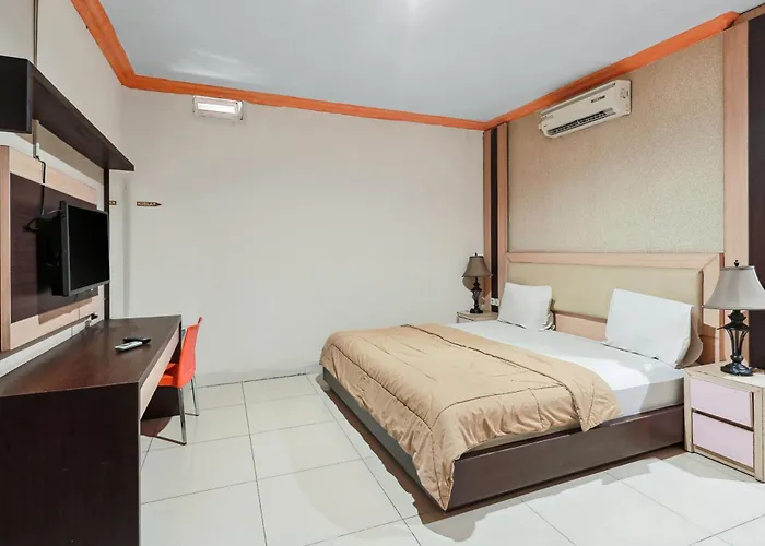Collection O 93163 Hotel Grand Kartika