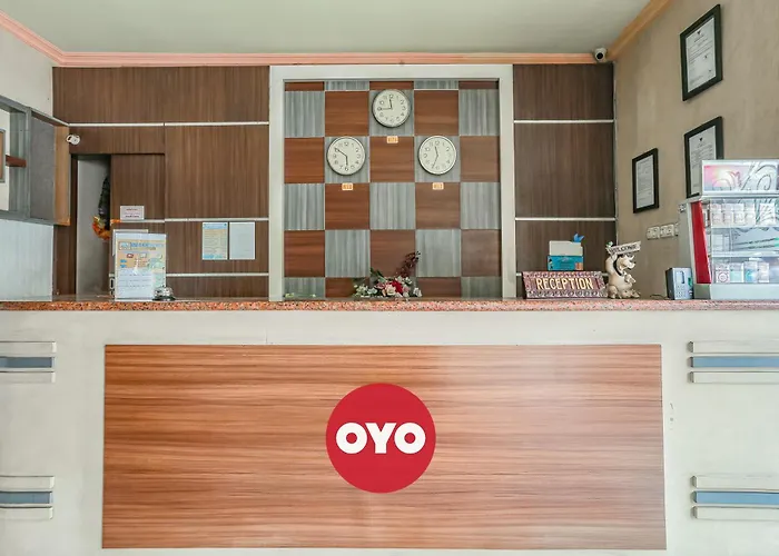 Collection O 93163 Hotel Grand Kartika