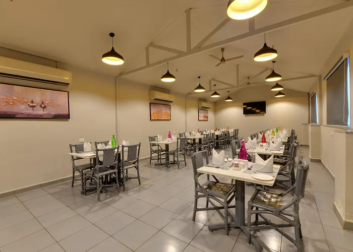 Iris Beacon Hotel