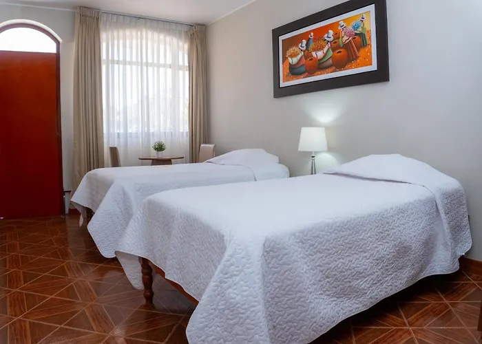 Hotel Curasi