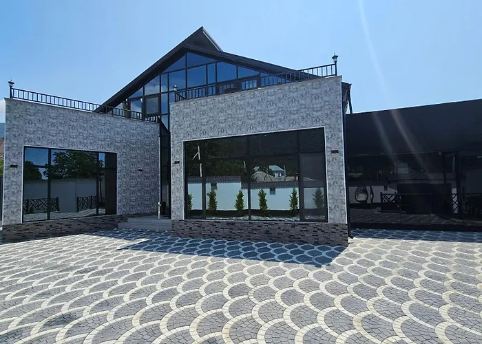 New Milan Mountain Ponoramic Hotel, With Indoor Heated Swimming Pool
