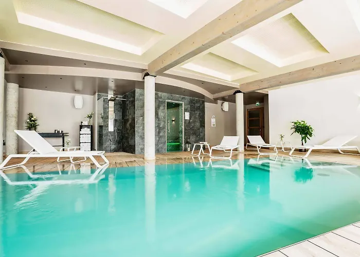 Best Western Premier Hotel de la Cite Royale